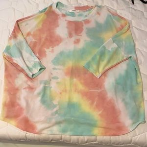 Quarter Sleeve Tie Dye shirt